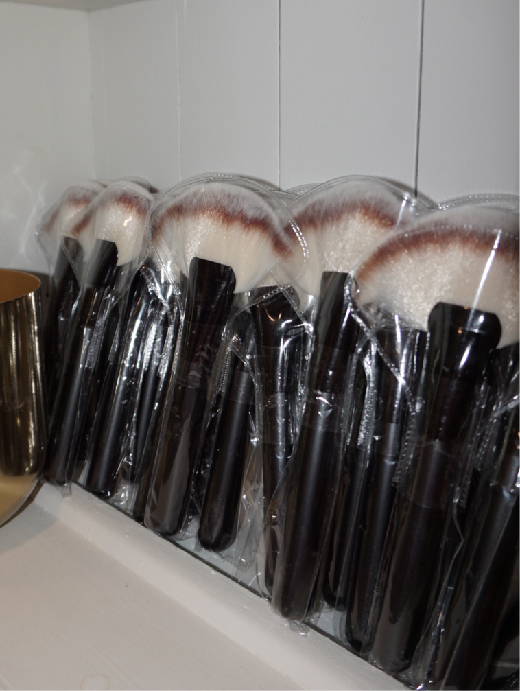 Powder Brush